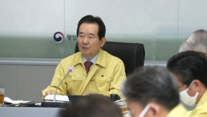 정세균 “입국자 동선관리 확실히 하라”