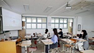 개학 전까지 '지역사회 감염 위험' 차단한다…