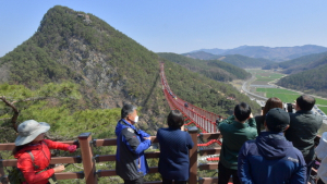 순창군 채계산 출렁다리 8일부터 잠정 운영 중단