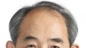 [총선]윤준병 더불어민주당 정읍고창 후보, 정읍고창 충혼탑 참배 본선 시작 알려