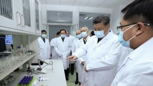 중국서 코로나19 백신 개발하고 있지만…