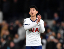 손흥민, 반 다이크 뽑은 'EPL 드림팀 5인'에 선정