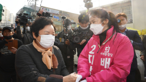 심은하 '남편 지상욱 후보 지지 호소'