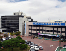 김제시, 코로나19 독거노인 300명 물품 꾸러미 전달
