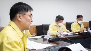 금융위, 20여개 중견·대기업 7000억 'P-CBO' 지원 요청…5월말 1차 지원