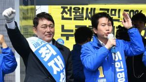최재성 후보 지지 호소하는 이인영 원내대표