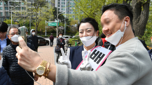 '주말 막바지' 표심잡기 나선 배현진 후보