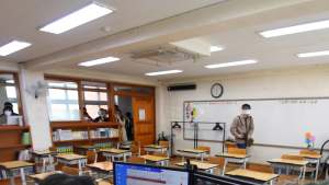온라인으로 만나는 선생님과 제자들