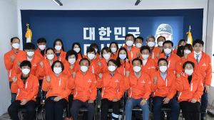 국민의당 비례대표들 '안철수 대표와 함께'