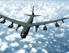 미국, 괌에서 B-52H 전략폭격기 철수…한미방위비 분담금 압박 분석도