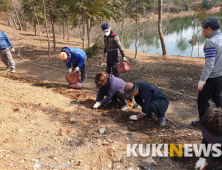 청암산이 시민헌수야생화동산으로 '활짝'