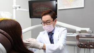 [칼럼] 투명 교정으로도 돌출입을 교정할 수 있는 시대가 열렸다.