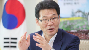 권익현 부안군수, 봄철 농작물 저온피해 최소화 주문