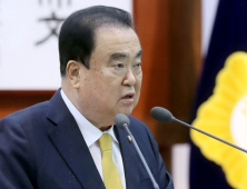文의장, “당장 여야 만나 의사일정 합의하라” 일침