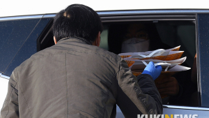 시험지도 '드라이브 스루'