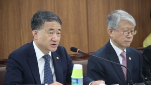 박능후 “韓, 코로나19 백신·치료제 개발 잠재력 보유”