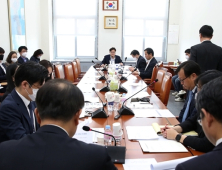 재난지원금 ‘통과’ 또 다른 변수, ‘기부금 특별법’