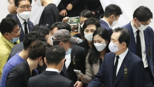 정 총리, 이천 분향소 찾아 “재발 막기 위해 법·제도 손볼 것”