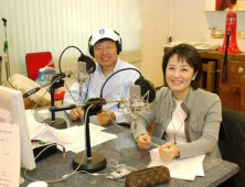 강석·김혜영, ‘싱글벙글쇼’ 떠난다… 후임은 배기성·정영진