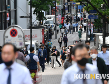 다시 활기 찾은 명동 거리