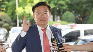 민경욱 