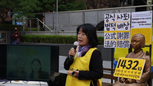 이용수 할머니, 내일 ‘정의연 의혹’ 기자회견… 자고 나면 새 의혹 정의연