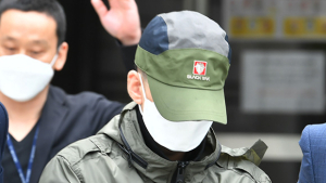 구치소 향하는 '박사방' 유료회원 임 모씨