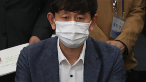 개표 과정 공개 시연하는 선관위