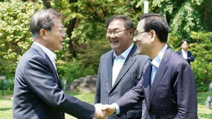 청와대 회동, 예정시간 훌쩍 넘겨 ‘종료’