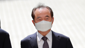 '영장실질심사' 오거돈,  수갑·포승줄 없이 호송 예정