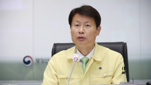 김강립 복지부 차관 “3차 등교수업 시작… 학원·PC방 방문 자제해 달라”