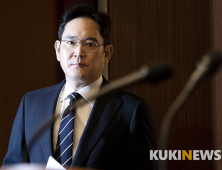 檢, 이재용 삼성 부회장 구속영장 청구…수사심의회 소집 신청에 '맞불'
