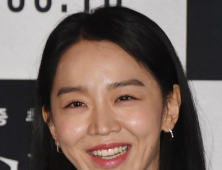 신혜선 '큰 스크린에서 제 얼굴이... 익숙하지 않아요'