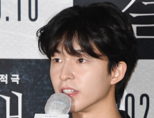 홍경 '매력적인 마스크'