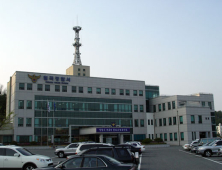 경북 칠곡서 출고 앞둔 차량에 총알 날아와 유리 파손