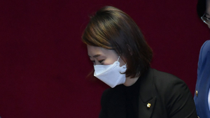 국회의장 선거 투표하는 고민정 의원