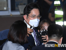 구치소 나온 이재용 부회장, 여전히 '묵묵부답'