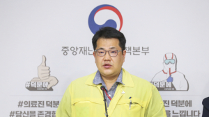 신규 확진자 97%가 수도권...'연쇄감염' 수도권 대유행 조짐