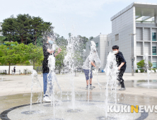 '시원한 물줄기' 그래도 여름이 반가운 이유