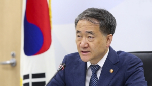 박능후 장관 “수도권 발 감염, 전국 확대될 수 있다”
