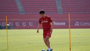 기성용, 바르셀로나전 명단 제외..메시 맞대결 무산