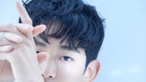 김수현, 신생 기획사 새 프로필 사진 공개