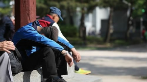 '노인을 위한 나라는 없다'…학대에 멍드는 황혼
