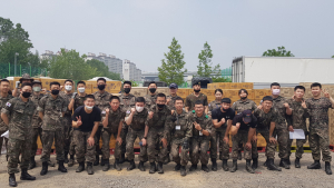 롯데제과, 호국보훈의 달 맞아 군부대에 과자 전달
