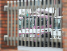 롯데제과 수원 공장서 코로나19 확진자 발생… 시설폐쇄·전수검사