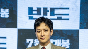 강동원, 비주얼 논란 부른 사진 어땠길래…“나도 ‘이게 뭐야?’했다”