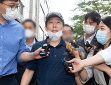 '큰샘' 사무실 압수수색 관련 입장 밝히는 박상학 대표
