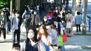 전국 16개교 코로나19로 등교 중지…학부모 불안 고조