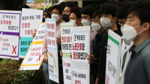 20대, ‘정규직 전환보류’ 55.9%… 부정여론 ‘다수’