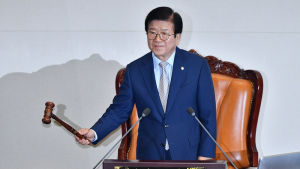 박병석 의장, 상임위 선거 상정